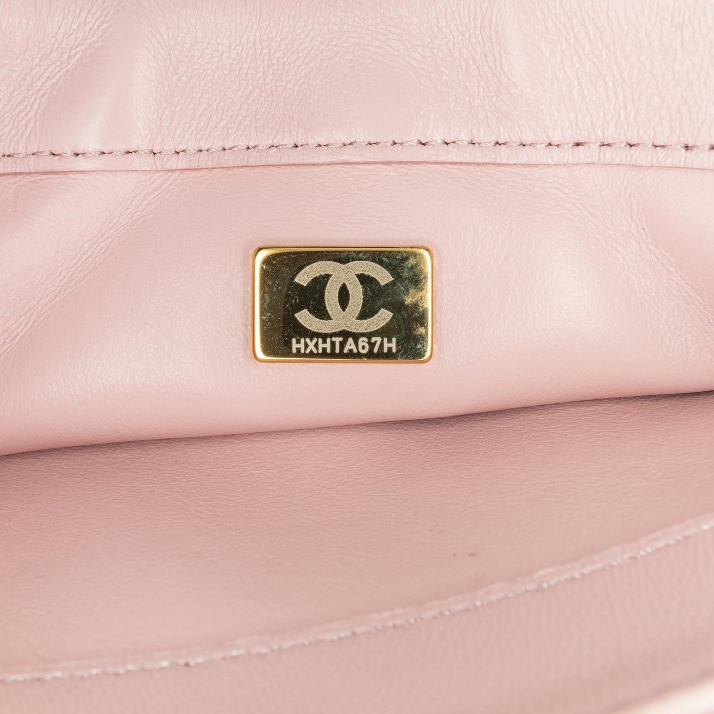 Chanel Small Quilted Lambskin Color Match Flap (SHG-8s4oIZ)