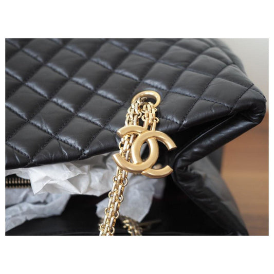 Luxury Chanel Quilted Leather Black Tote
