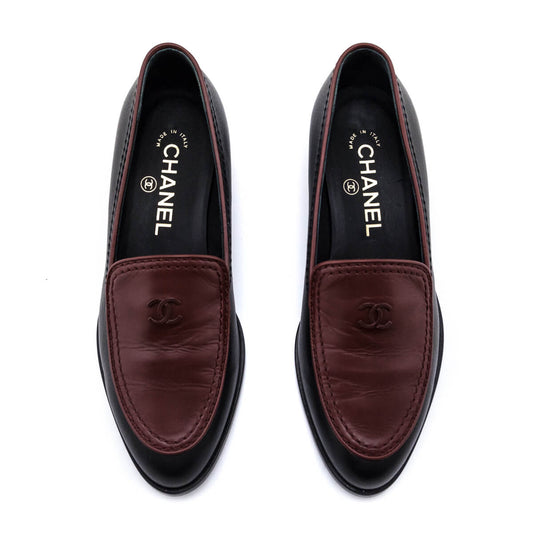Chanel Black & Burgundy CC Loafers Size US 5.5 | EU 35.5