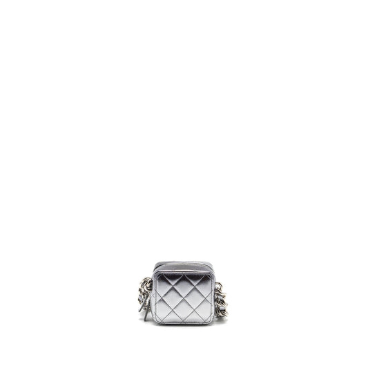 Chanel 22c coco punk purse with giant chain lambskin metallic silver/black SHW