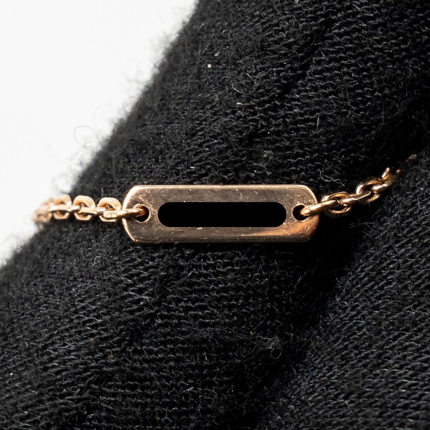Van Cleef & Arpels 2025 Holiday Vintage Alhambra Pendant, Rose Gold, Pink Mother-of-Pearl, Diamond