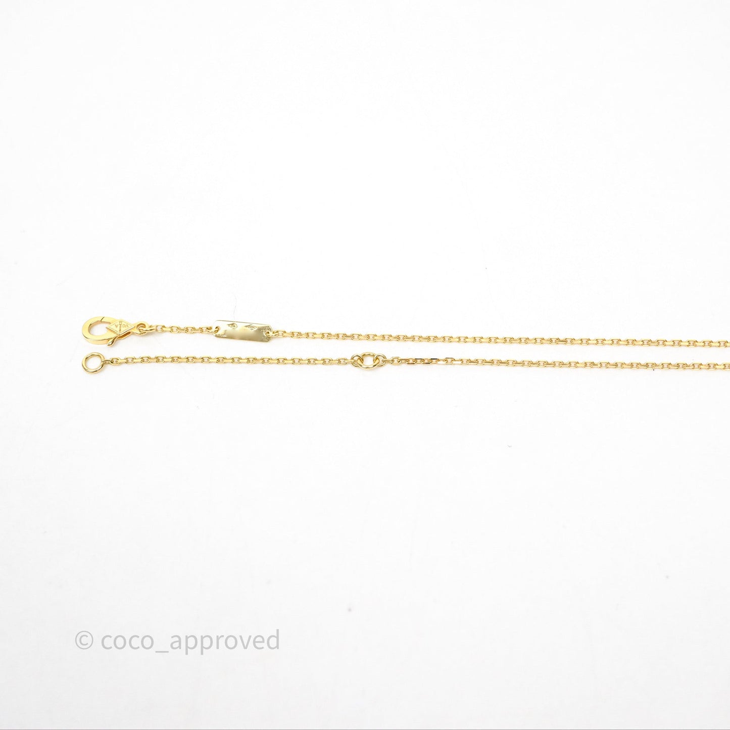 Van Cleef & Arpels Vintage Alhambra Pendant White Mother-of-pearl Yellow Gold