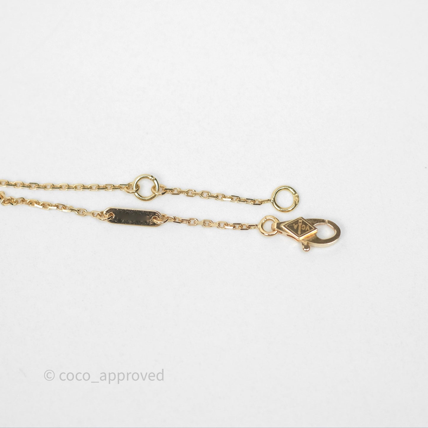 Van Cleef & Arpels Sweet Alhambra Pendant Necklace White Mother-of-pearl Yellow Gold