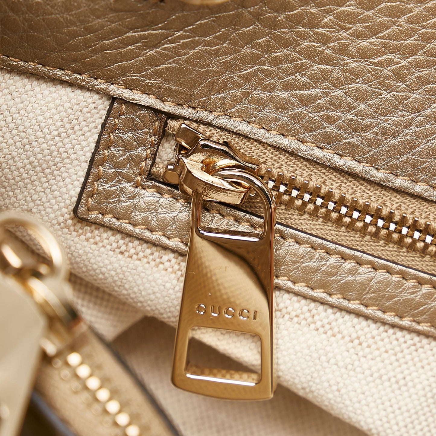 Gucci Bamboo Shopper Leather Satchel (SHG-37608)