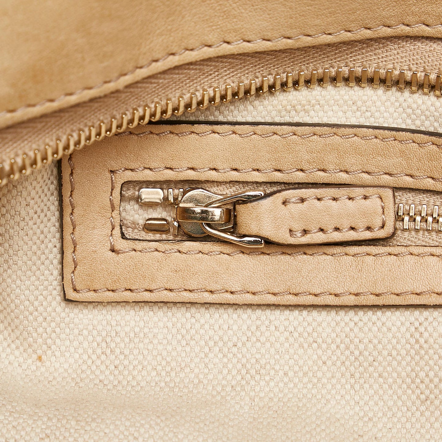 Gucci Diamante Canvas Handbag (SHG-34439)
