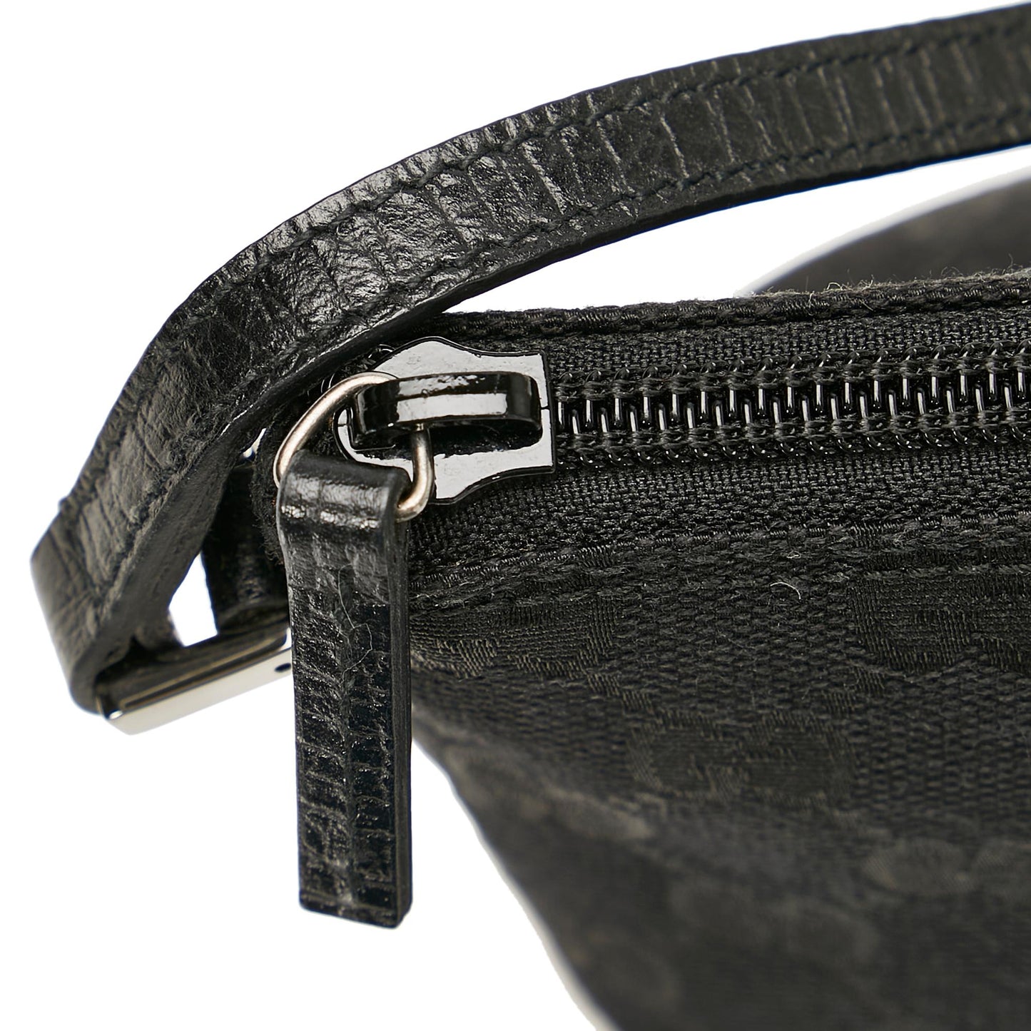 Gucci GG Canvas Boat Baguette (SHG-36577)