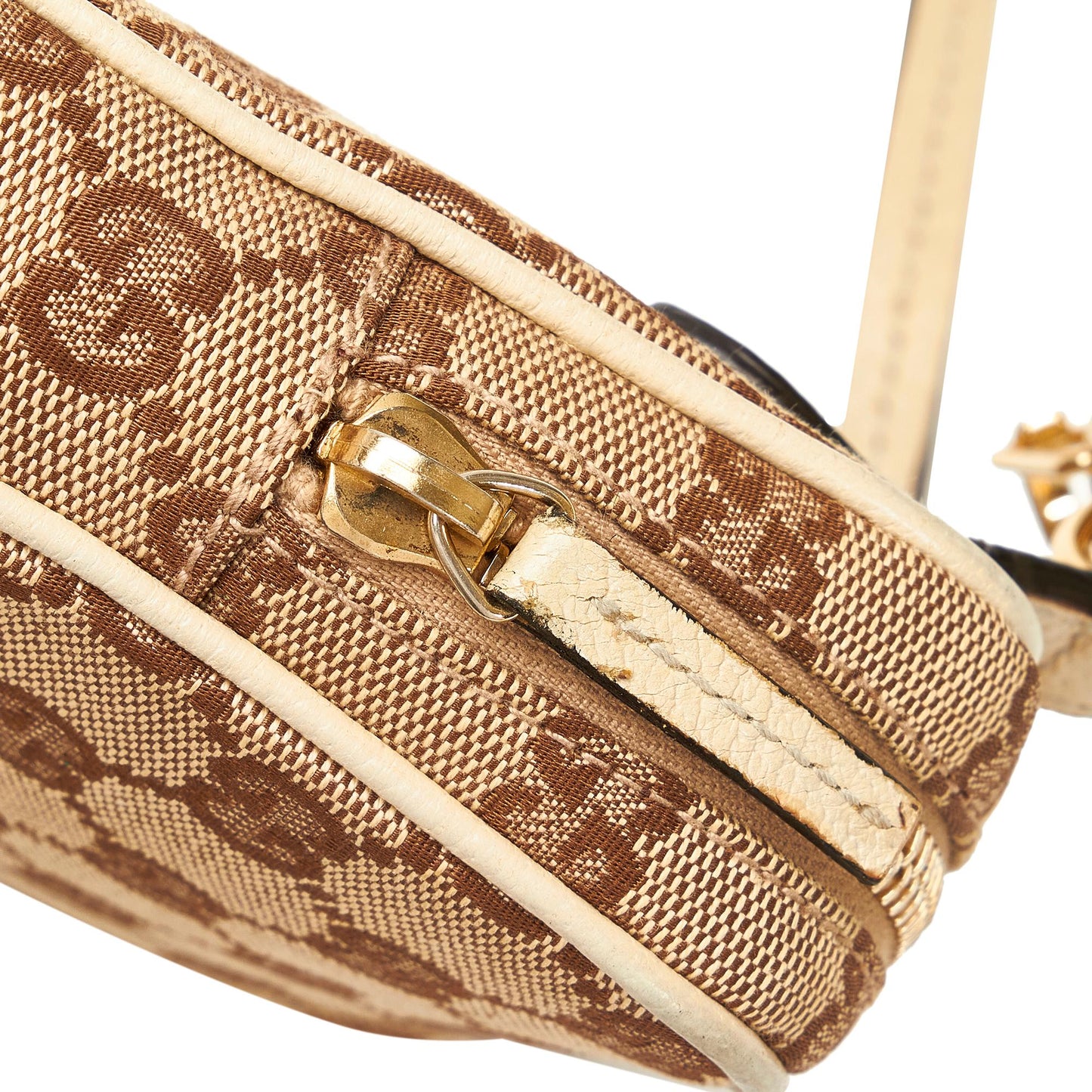 Gucci GG Canvas Crossbody (SHG-RefS1k)