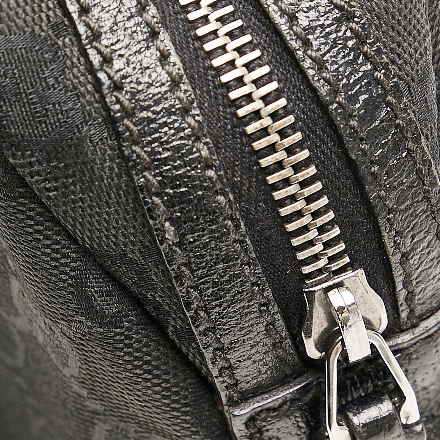 Gucci GG Canvas Handbag (SHG-32687)