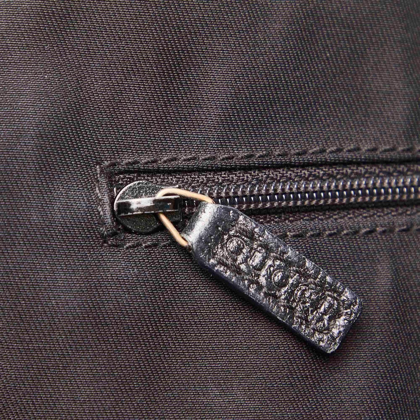 Gucci GG Canvas Pelham Tote Bag (SHG-31675)