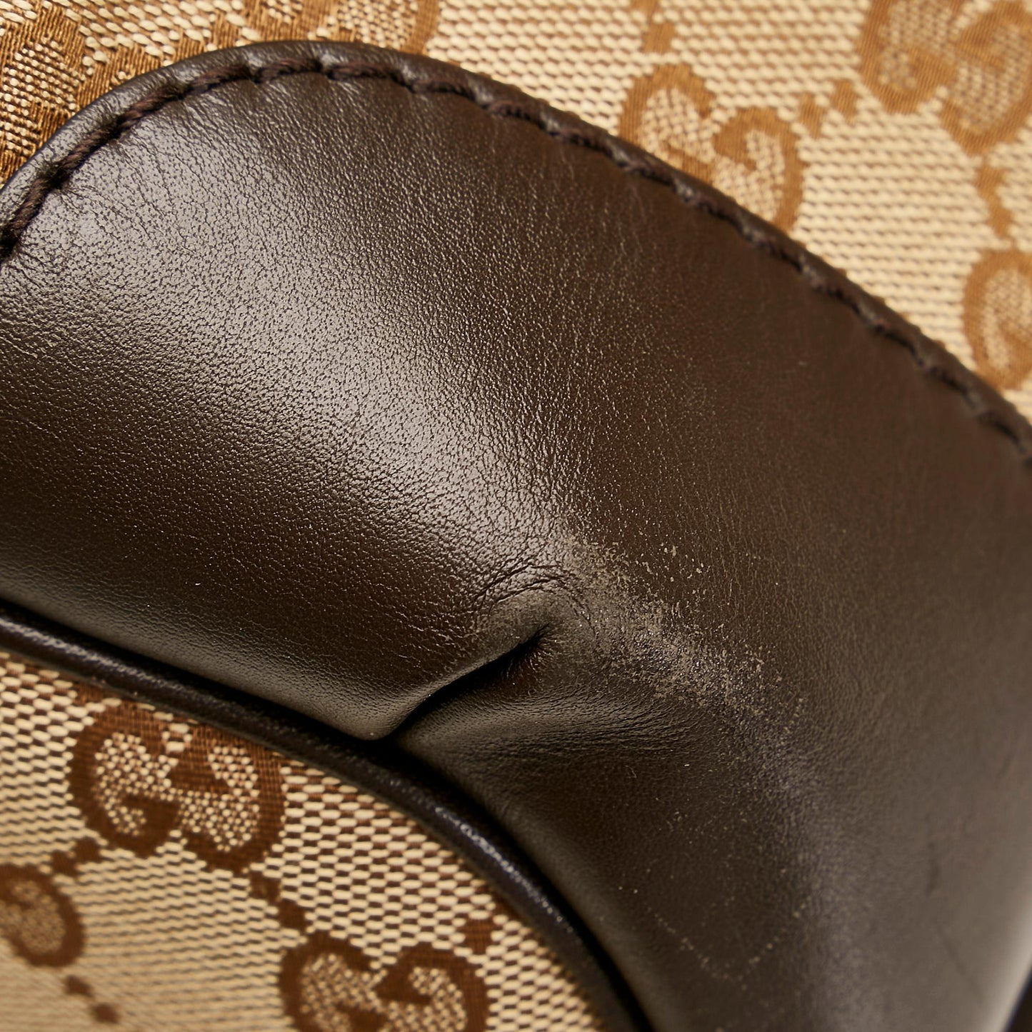 Gucci GG Canvas Sukey Handbag (SHG-35275)