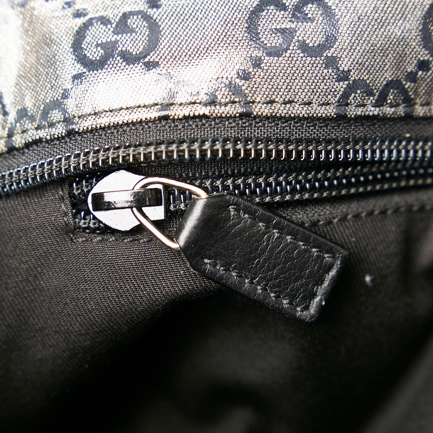 Gucci GG Crystal Crossbody Bag (SHG-28354)