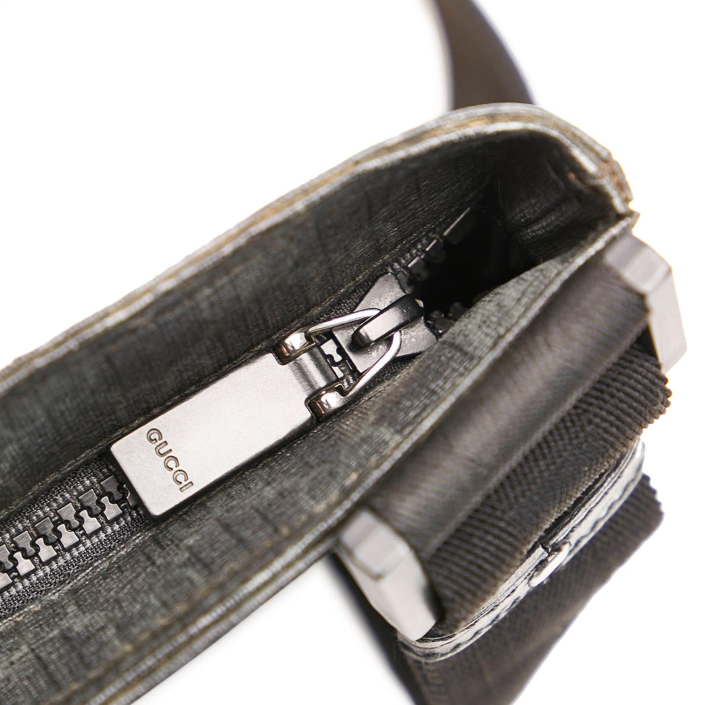 Gucci GG Supreme Crossbody Bag (SHG-30501)
