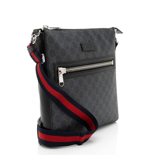 Gucci GG Supreme Messenger