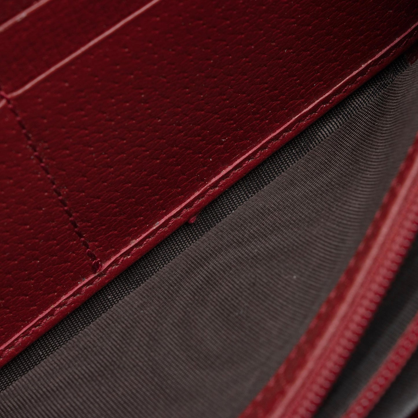 Gucci GG Supreme Tian Zip Around Wallet (SHF-2YyS7K)