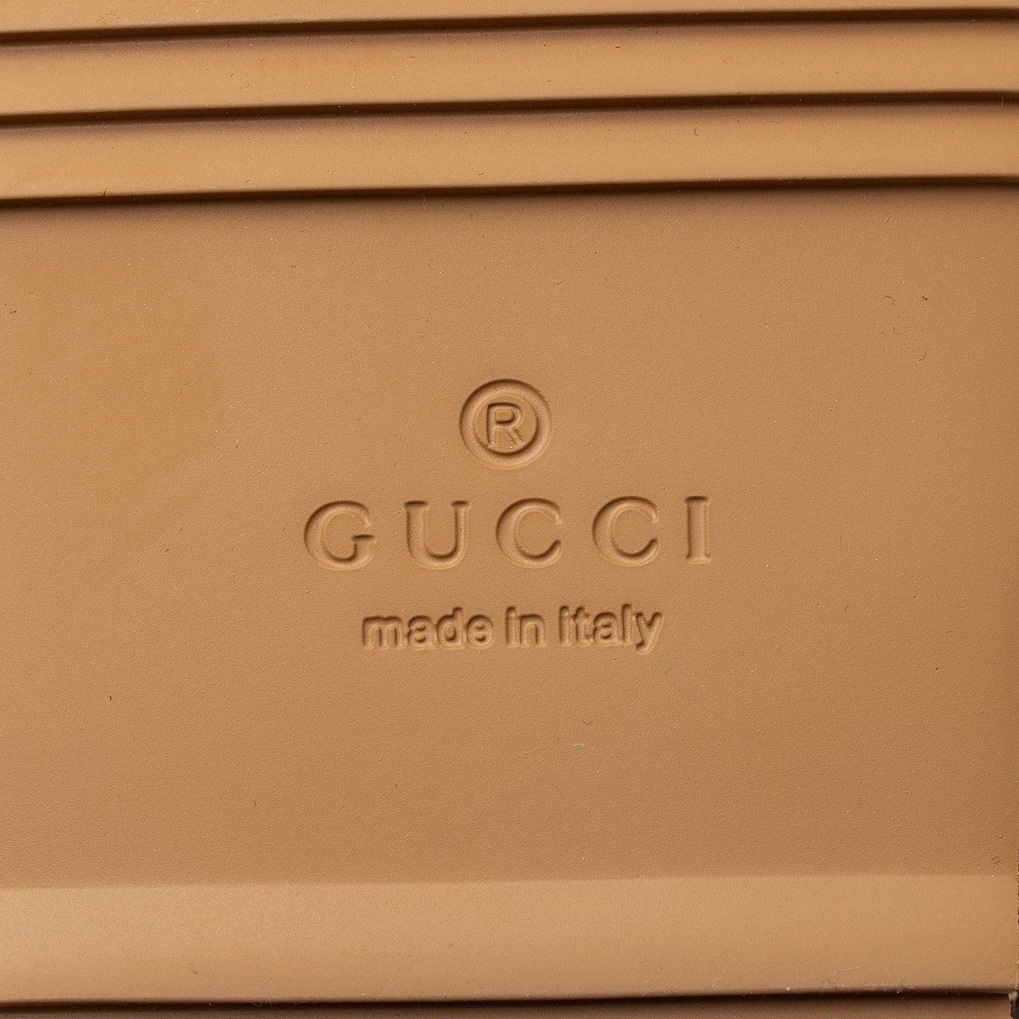 Gucci Jumbo GG Canvas Printed Platform Slides - Size 10 / 40 (SHF-cGb3vr)