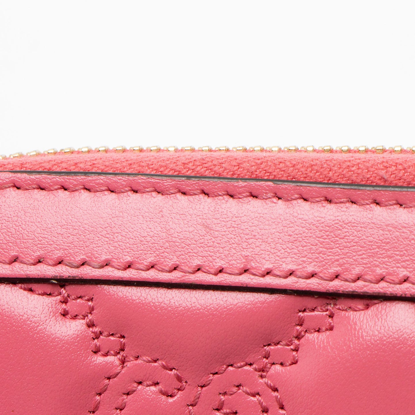 Gucci Jumbo GG Matelasse Leather Zip Around Wallet
