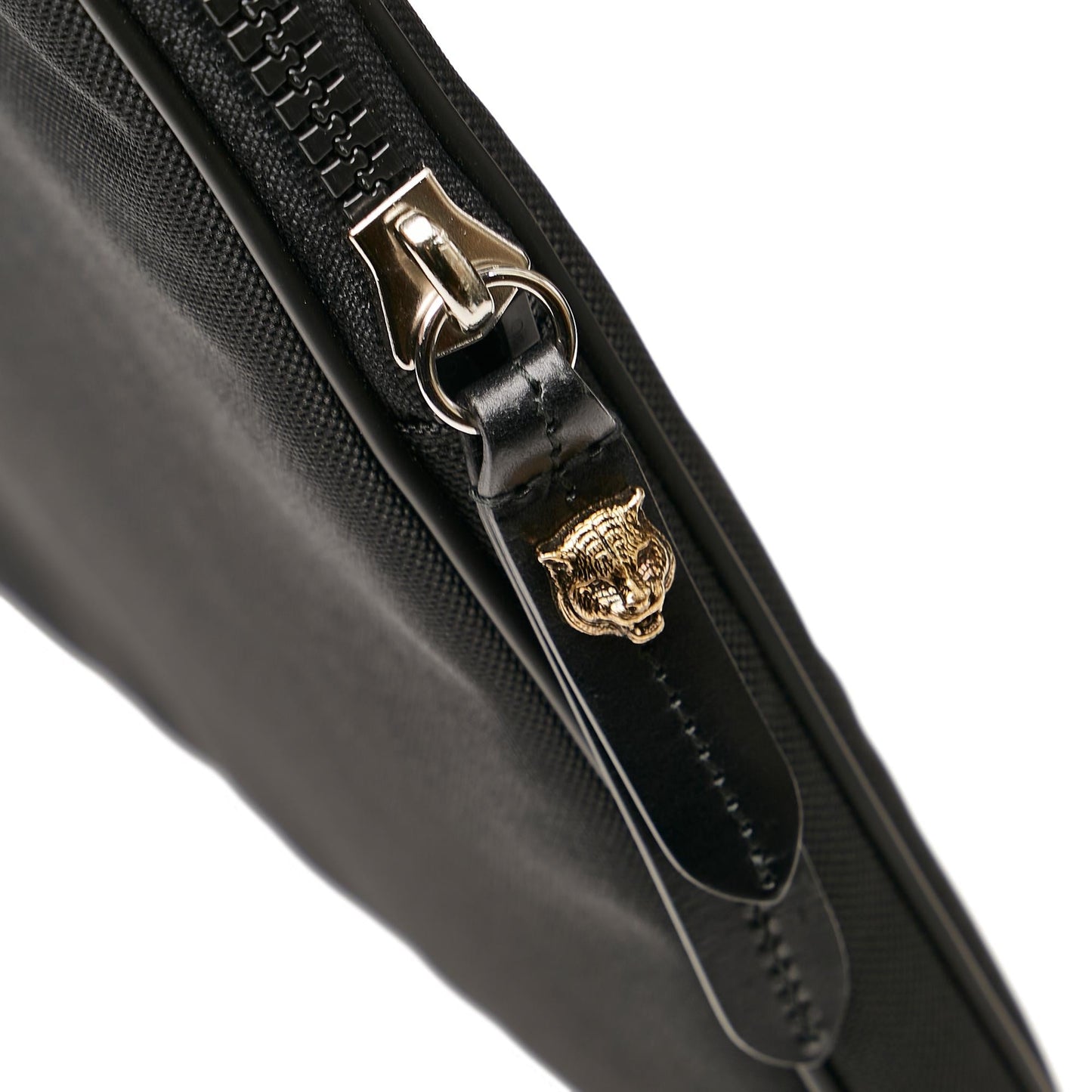 Gucci LAveugle Par Amour Nylon Clutch Bag (SHG-33648)