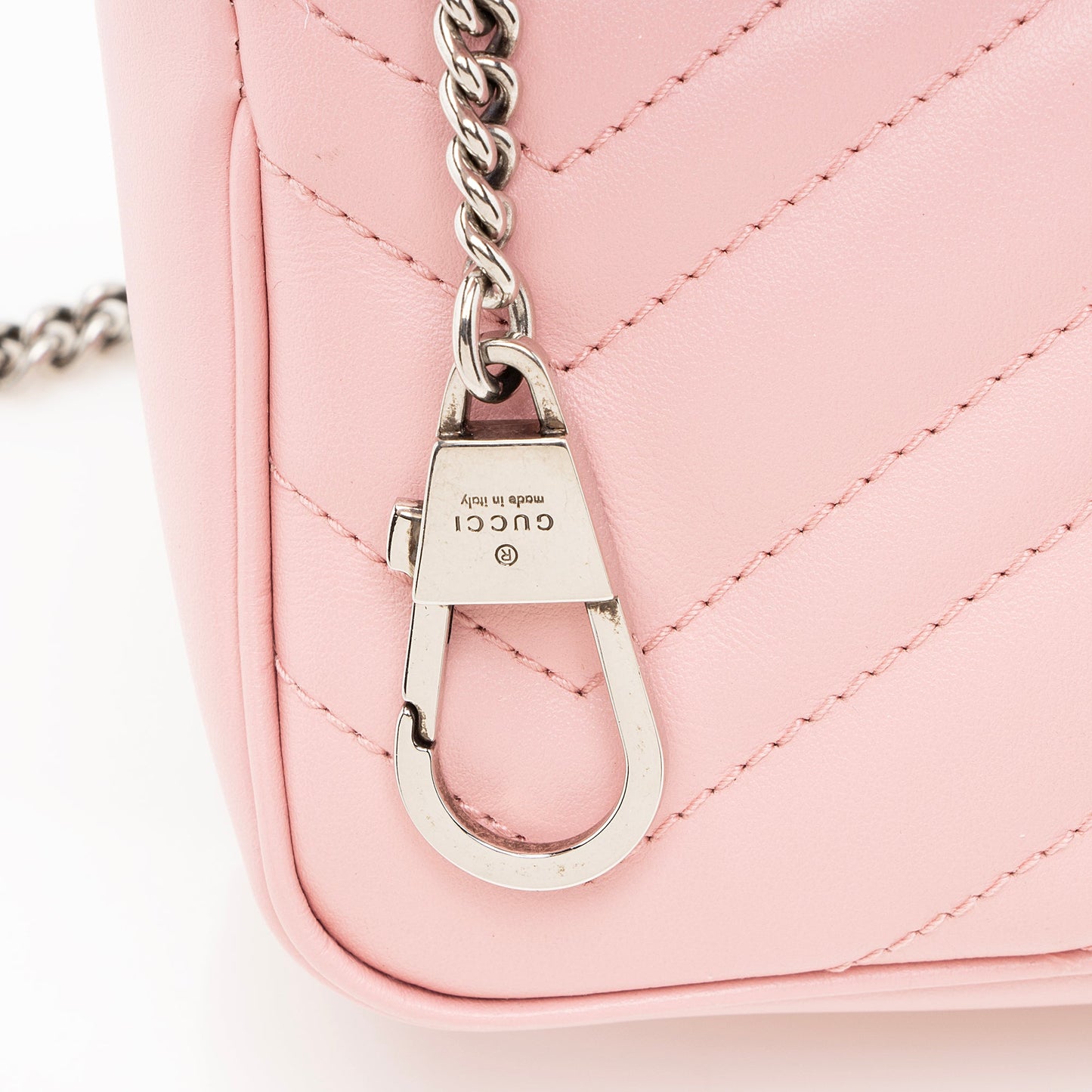 Gucci Matelasse Leather GG Marmont Super Mini Bag (SHF-22852)