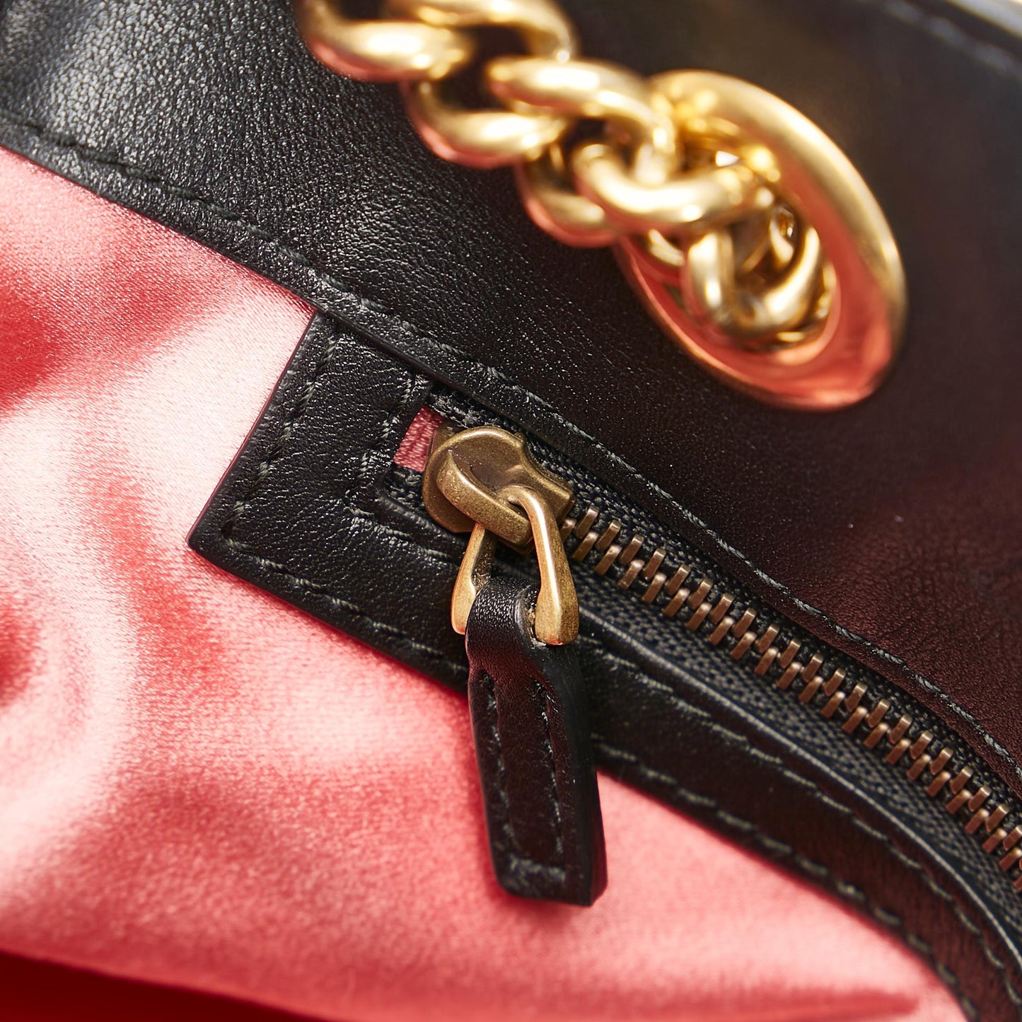 Gucci Matelasse Medium GG Marmont (SHG-35150)