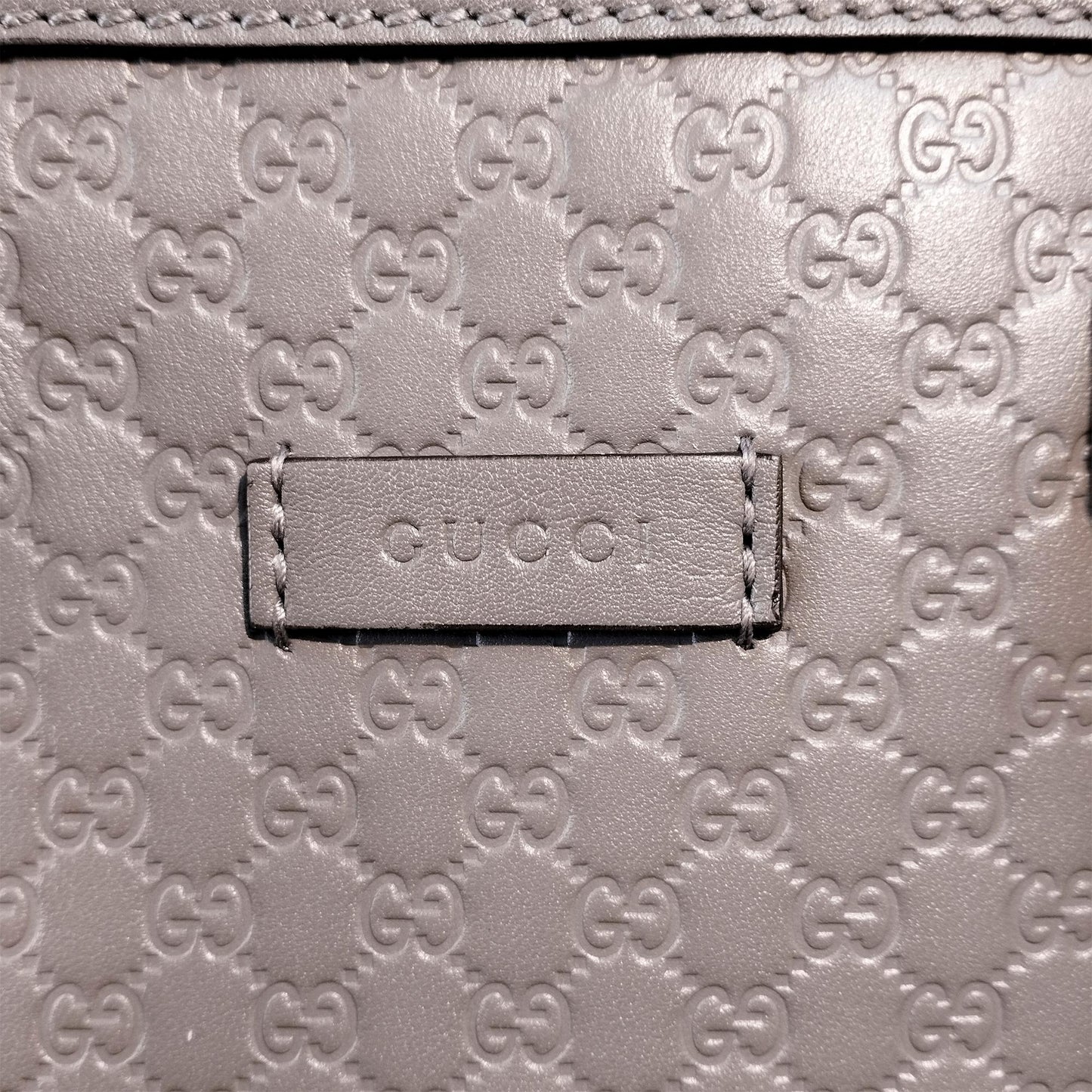 Gucci Mini Microguccissima Dome Bag (SHG-TlWTcw)
