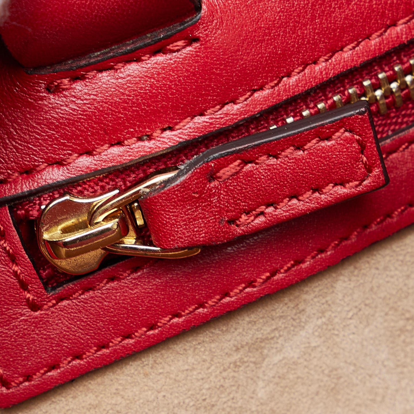 Gucci Sylvie Web Top Handle Satchel (SHG-LR59qo)