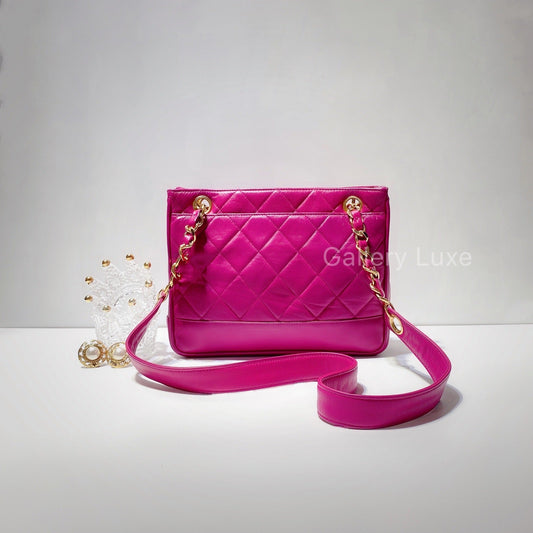 No.2524-Chanel Vintage Lambskin Shoulder Bag