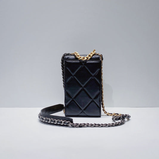 No.3531-Chanel 19 Phone Holder With Chain (Unused / 未使用品)