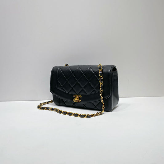No.4295-Chanel Vintage Lambskin Diana Bag 22cm 