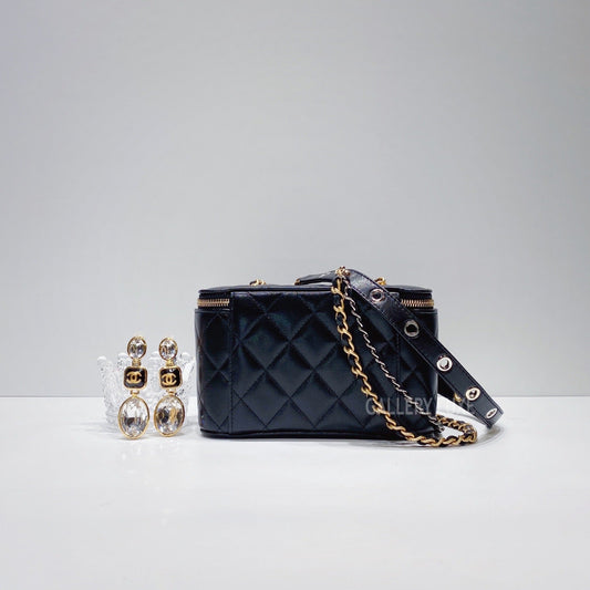 No.3395-Chanel Punk Essentials Vanity With Chain (Brand New / 全新貨品)