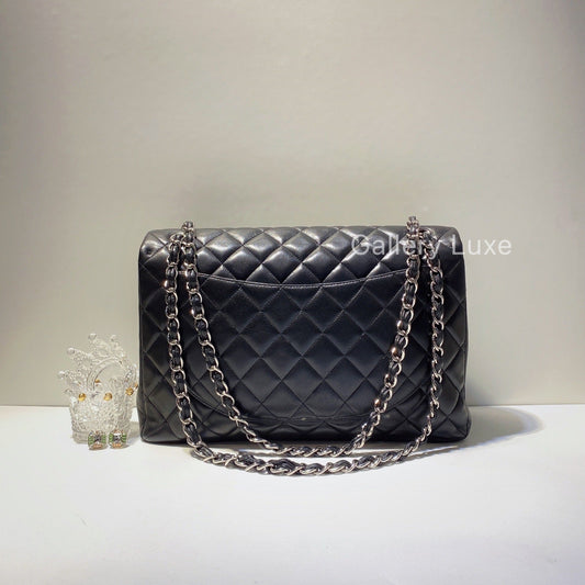 No.2600-Chanel Lambskin Classic Maxi Jumbo Flap Bag