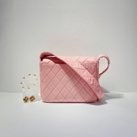 No.2440-Chanel Vintage Lambskin Shoulder Bag