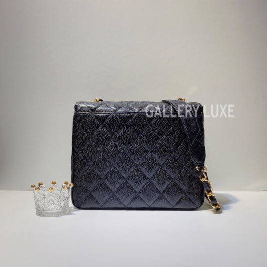 No.3229-Chanel Vintage Caviar Turn Lock Flap Bag