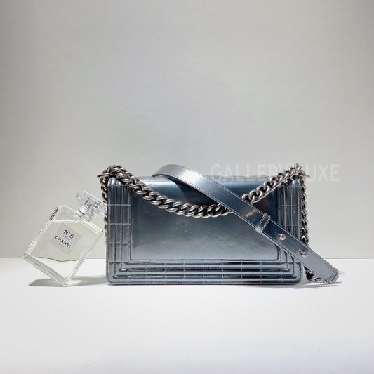 No.3076-Chanel Patent Leather Boy 25cm