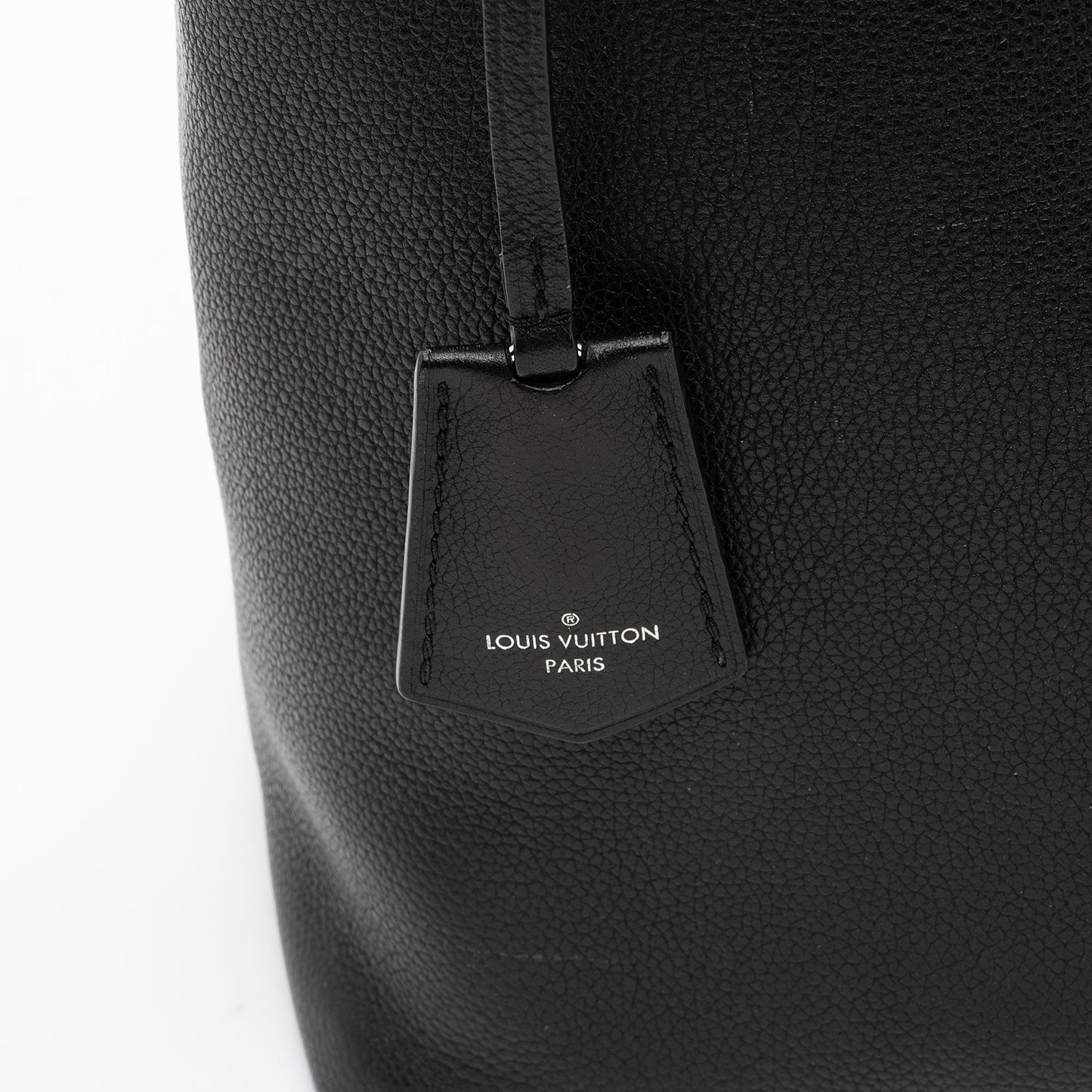 Louis Vuitton Calfskin Lockme Hobo (SHF-7tQkNs)