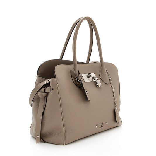 Louis Vuitton Veau Nuage Calfskin Milla MM Tote - (SHF-19070)