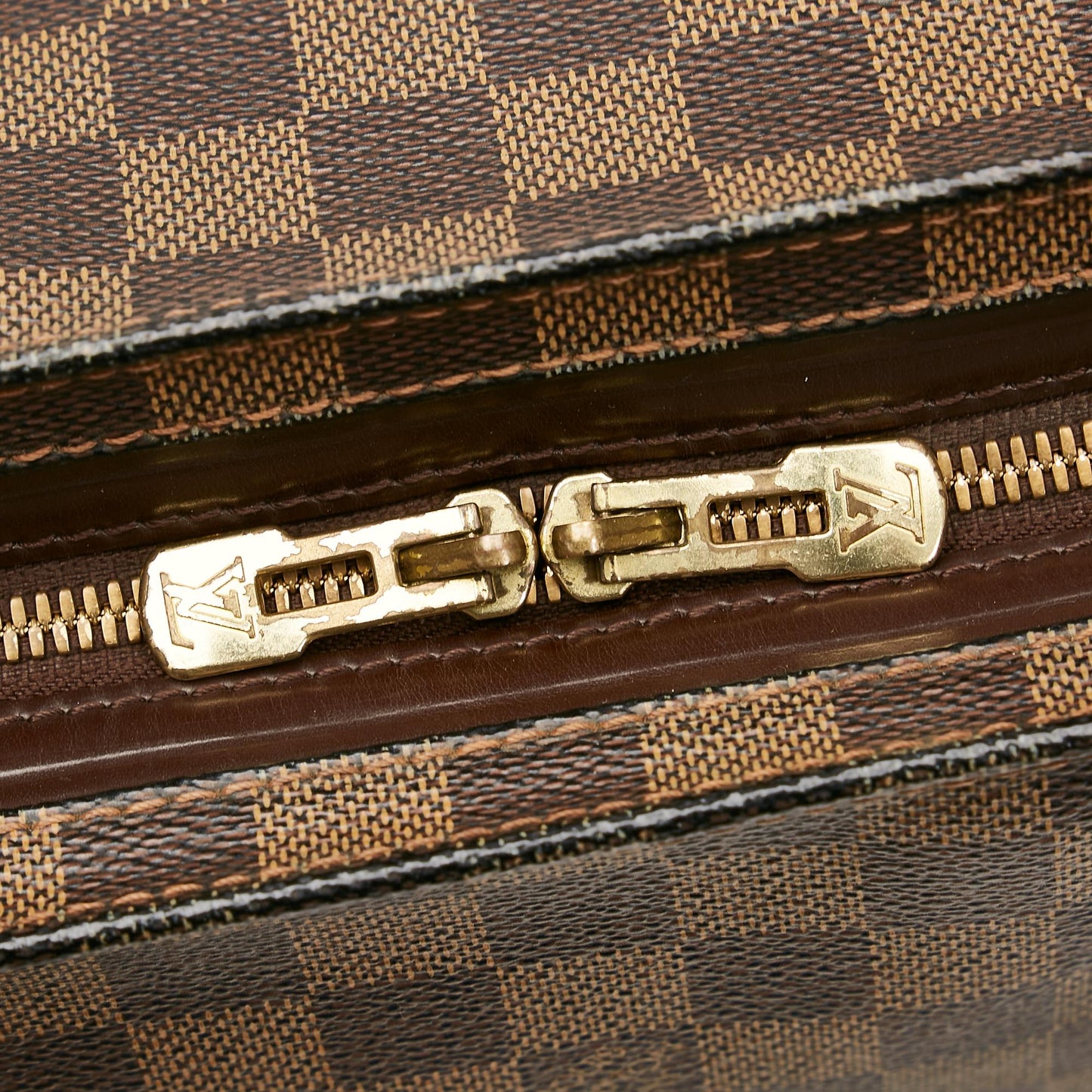Louis Vuitton Damier Ebene Chelsea (SHG-37818)