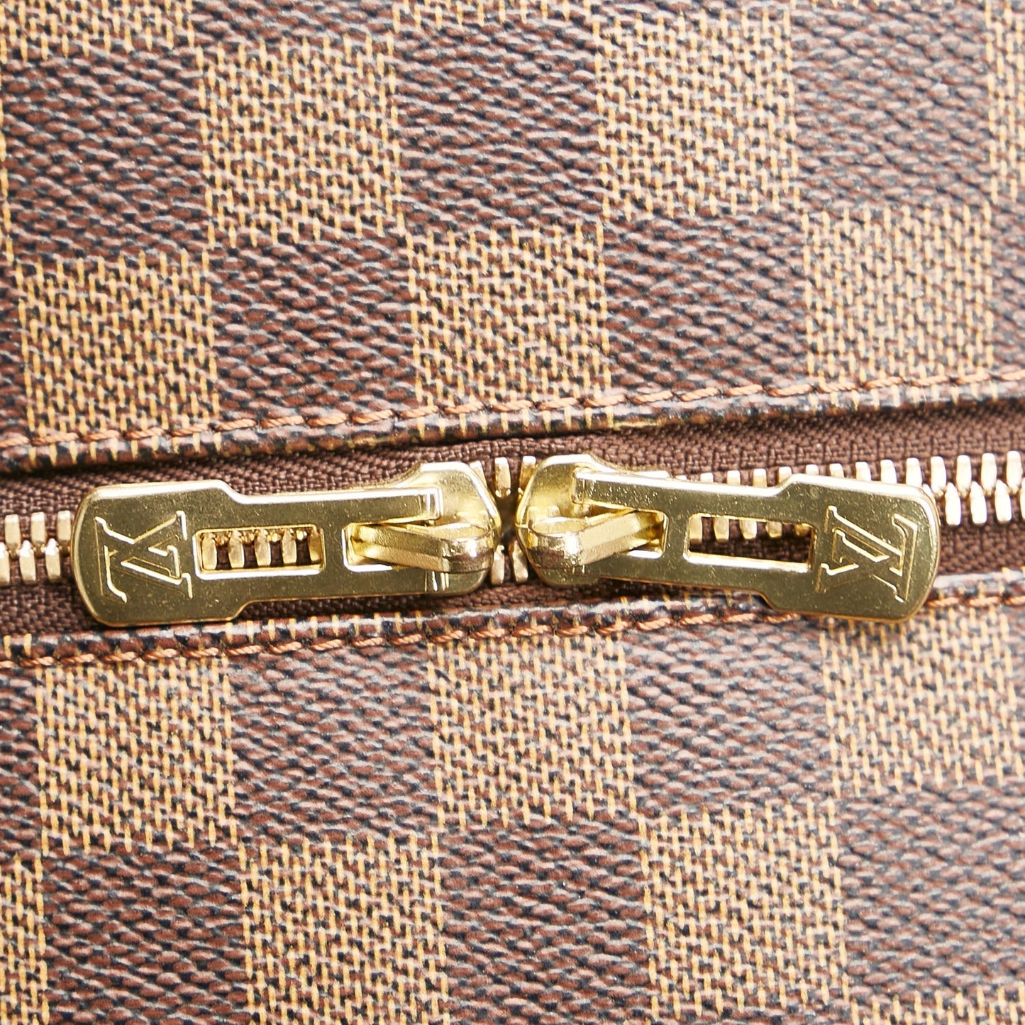 Louis Vuitton Damier Ebene Nolita (SHG-35823)