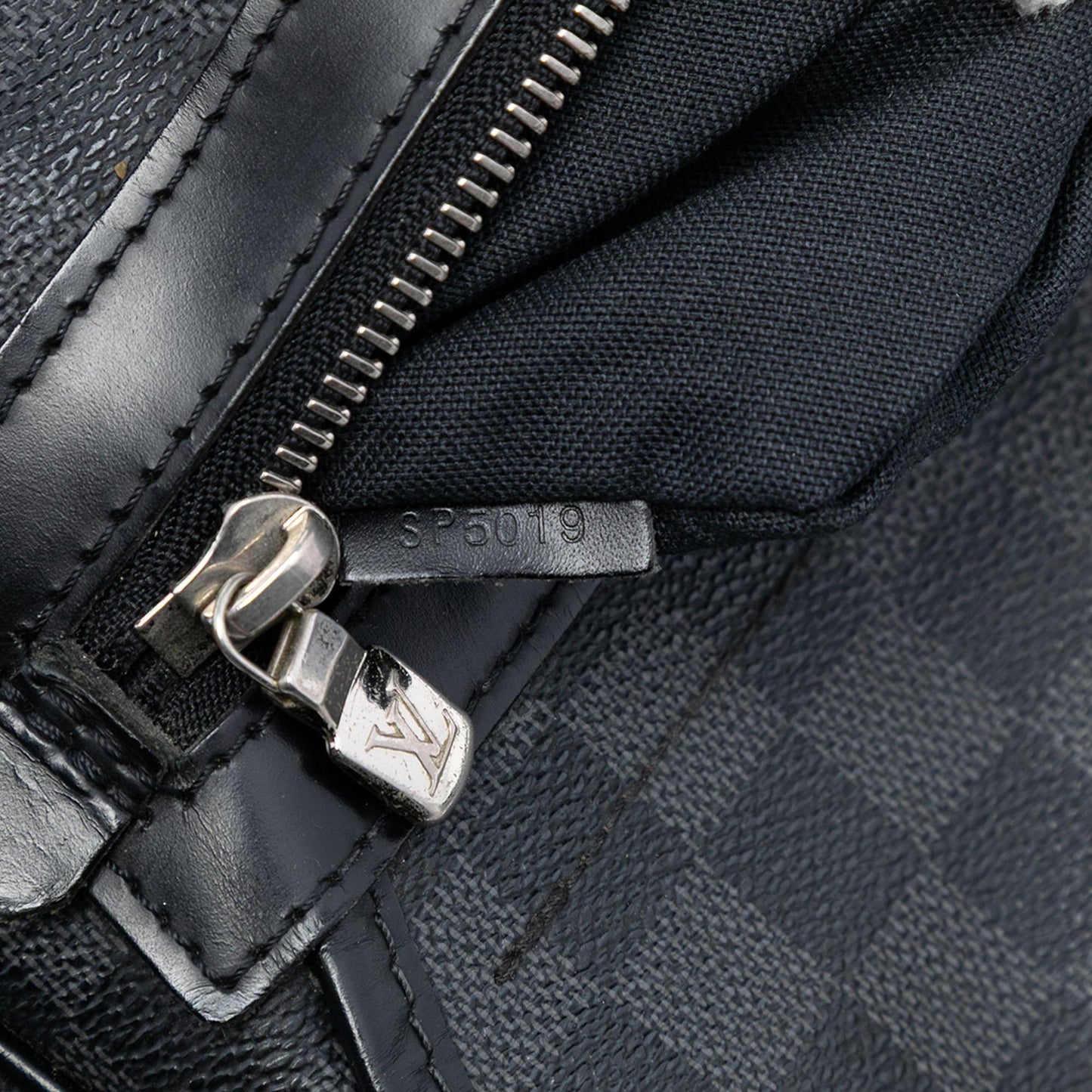 Louis Vuitton Damier Graphite Daniel GM