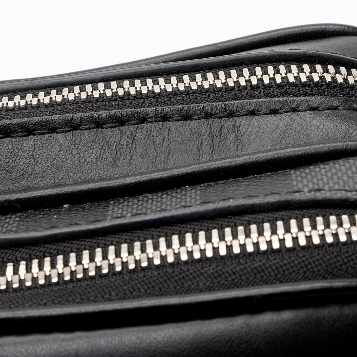 Louis Vuitton Damier Graphite Trocadero PM NM Shoulder Bag