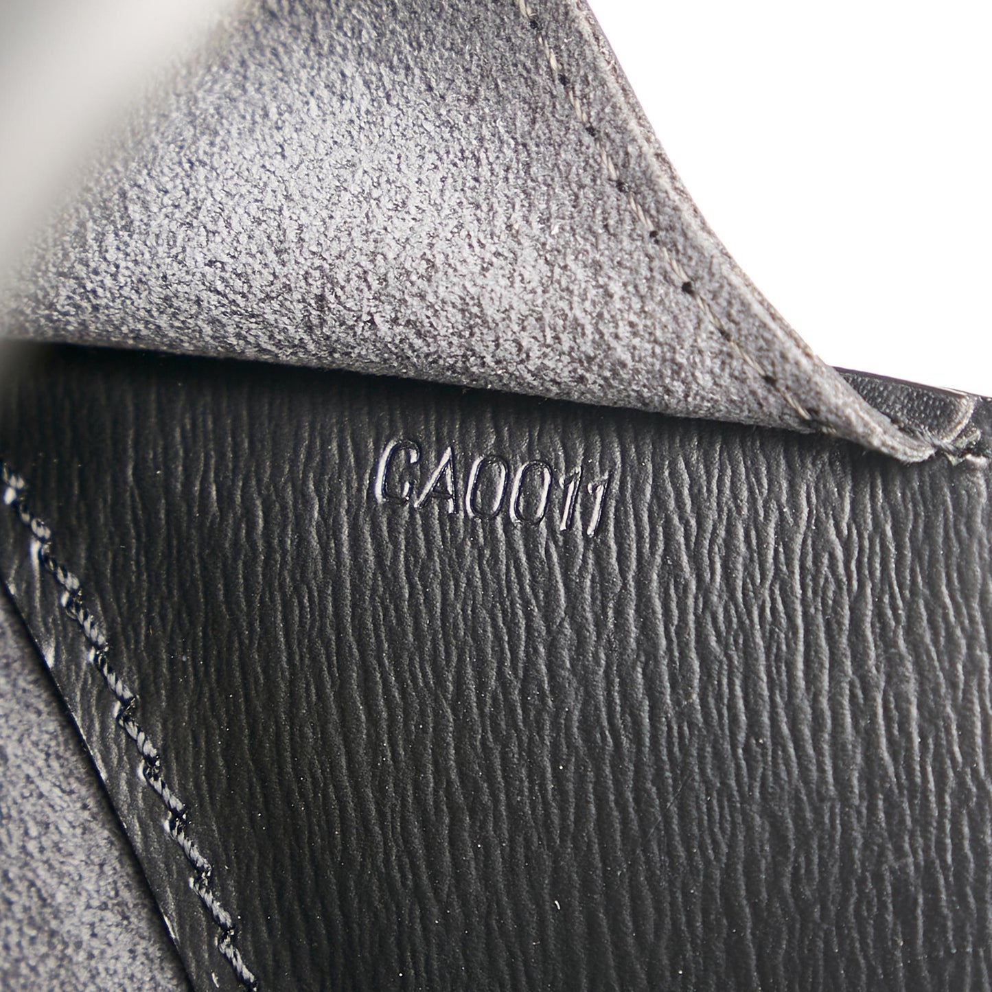 Louis Vuitton Epi Cluny (SHG-35907)