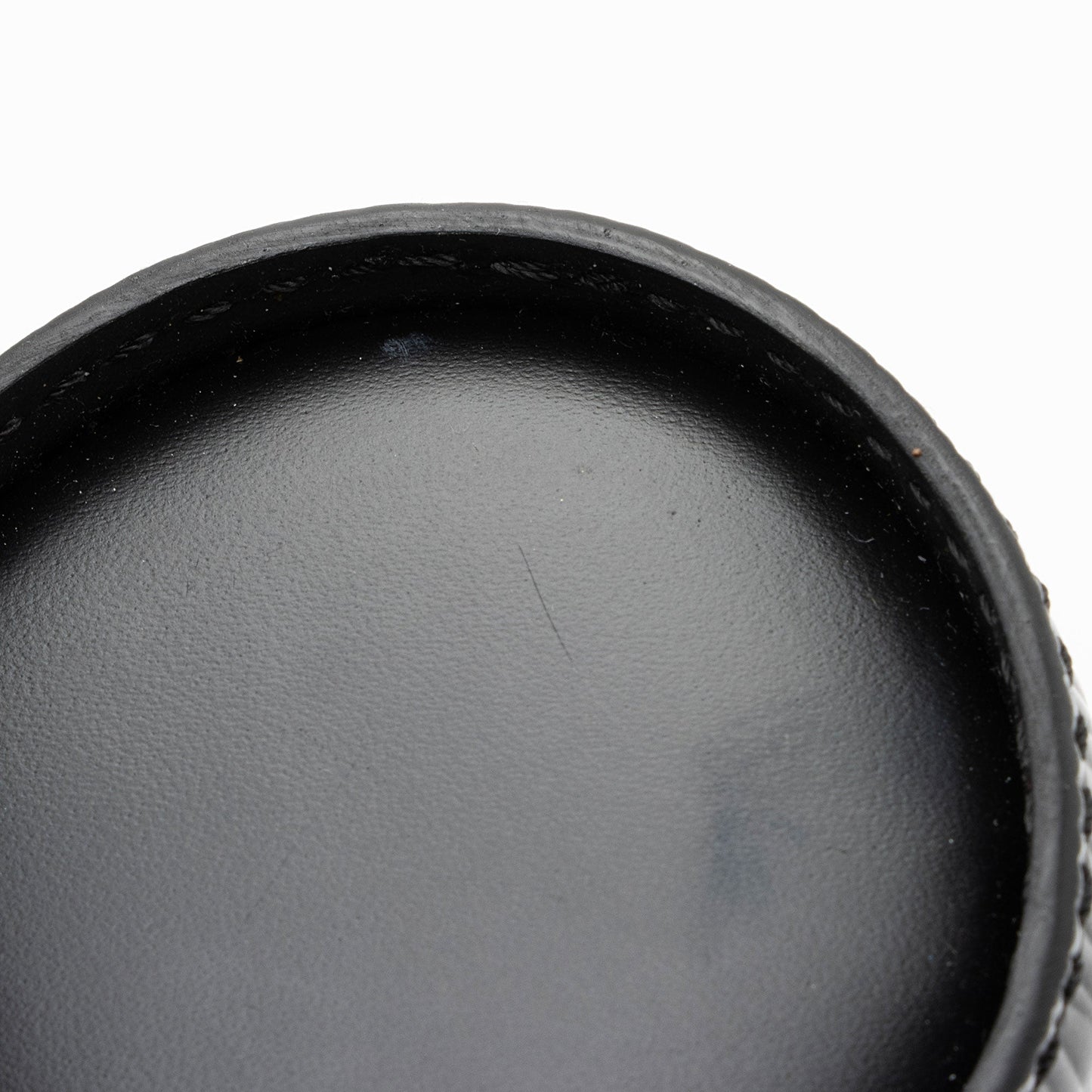 Louis Vuitton Epi Leather Round Pochette (SHF-9AGMrJ)