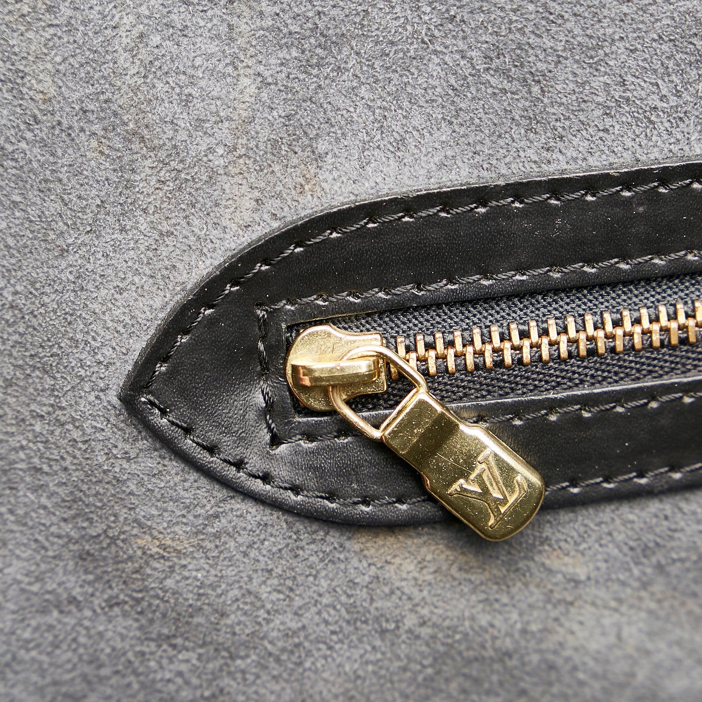 Louis Vuitton Epi Lussac (SHG-30657)