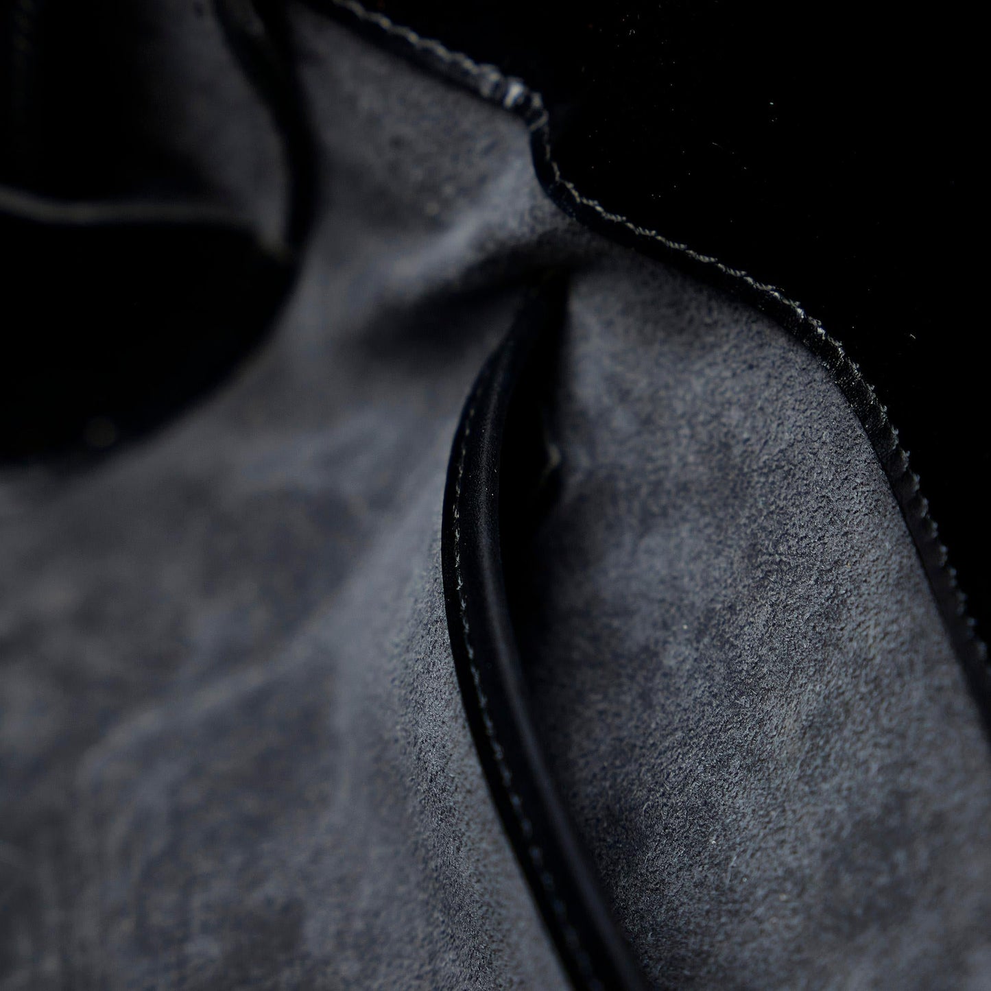 Louis Vuitton Epi Nocturne (SHG-XsiELs)