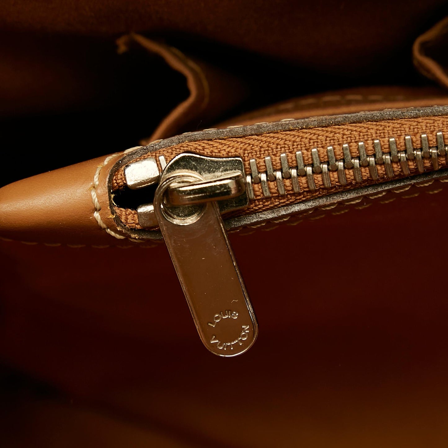 Louis Vuitton Epi Passy PM (SHG-29404)