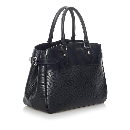 Louis Vuitton Epi Passy PM (SHG-30248)