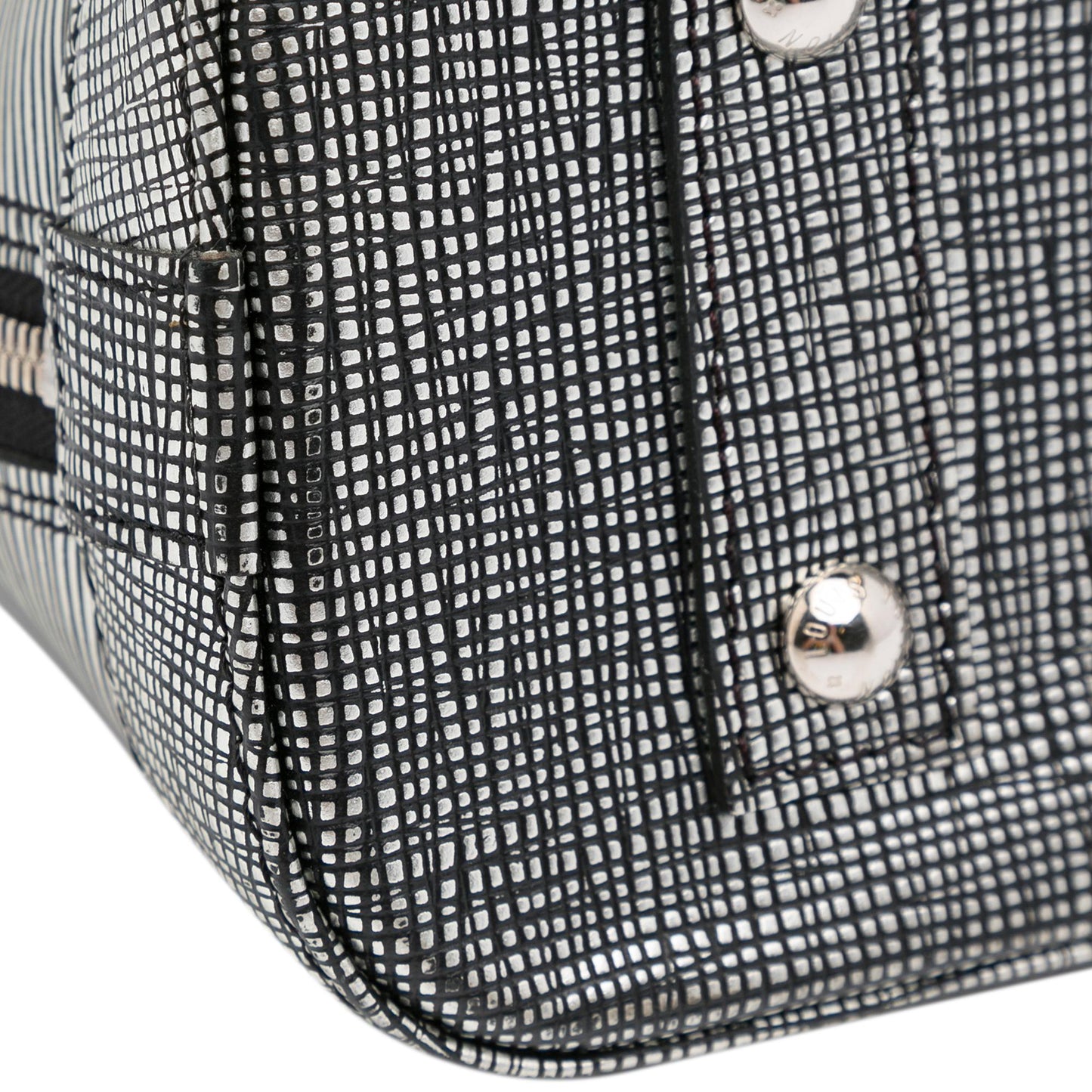 Louis Vuitton Epi Platine Alma BB (SHG-Pg152e)