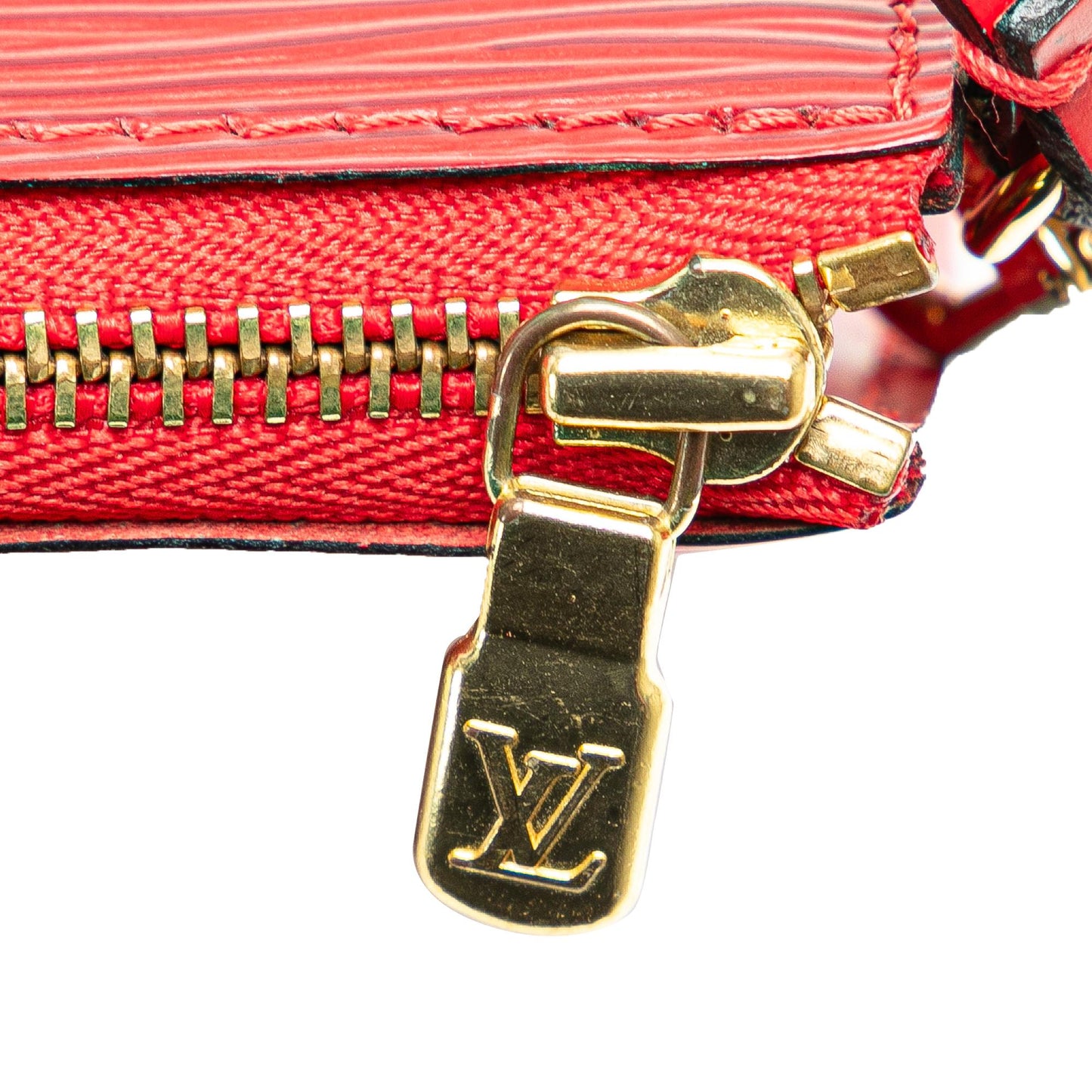 Louis Vuitton Epi Pochette Accessoires (SHG-IJSOEo)