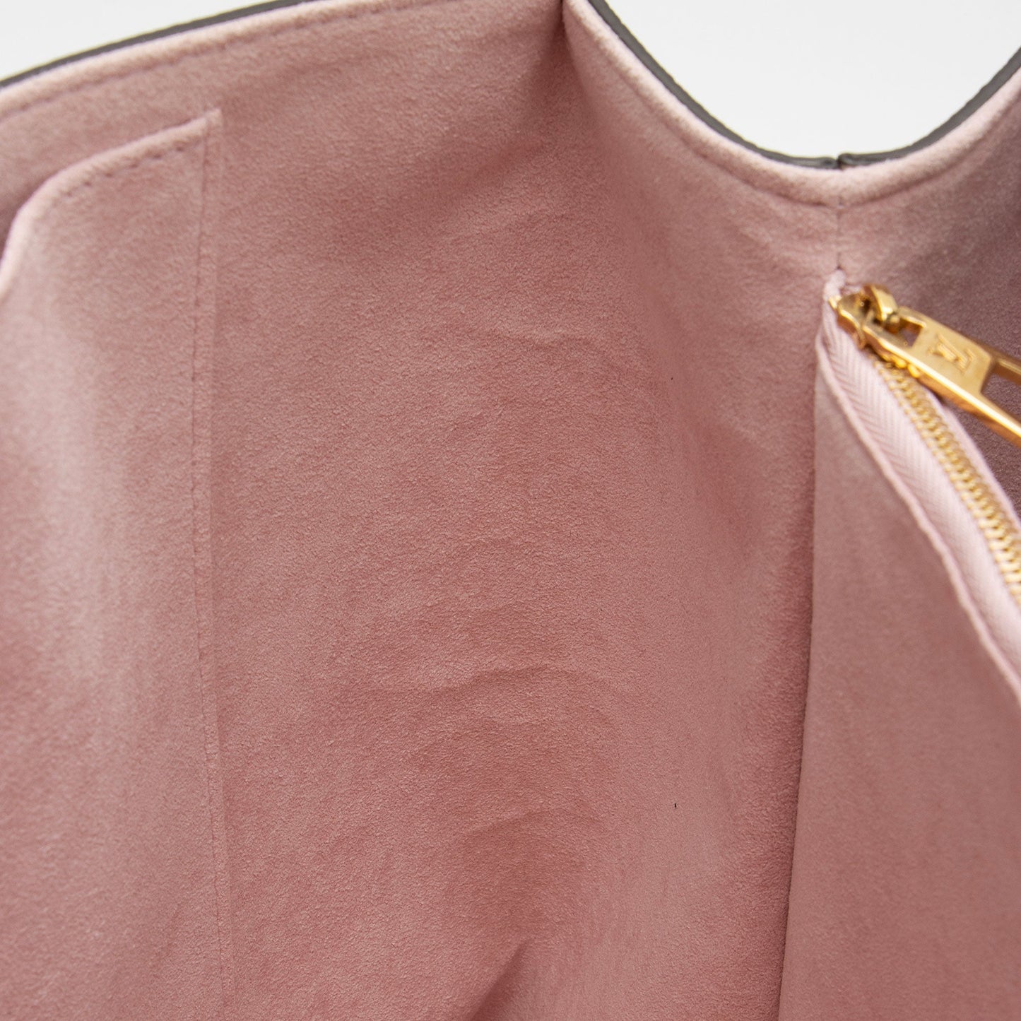 Louis Vuitton Grained Calfskin Lockme Shopper Tote (SHF-rjiNdJ)