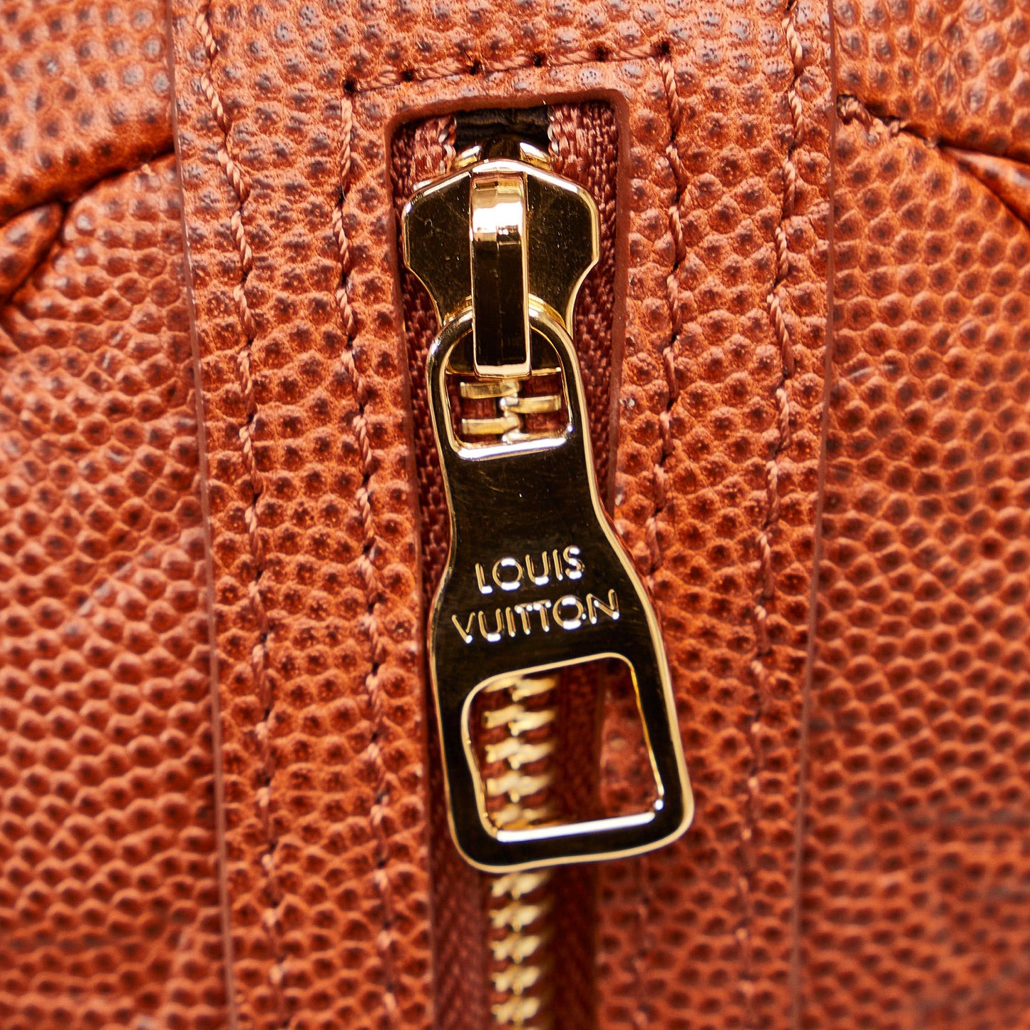 Louis Vuitton LV X NBA Ball In Basket Bag (SHG-yA9xVw)