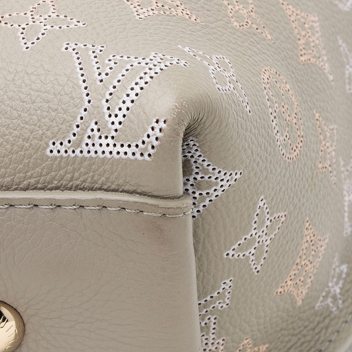 Louis Vuitton Mahina Leather Flight Mode Carmel Hobo